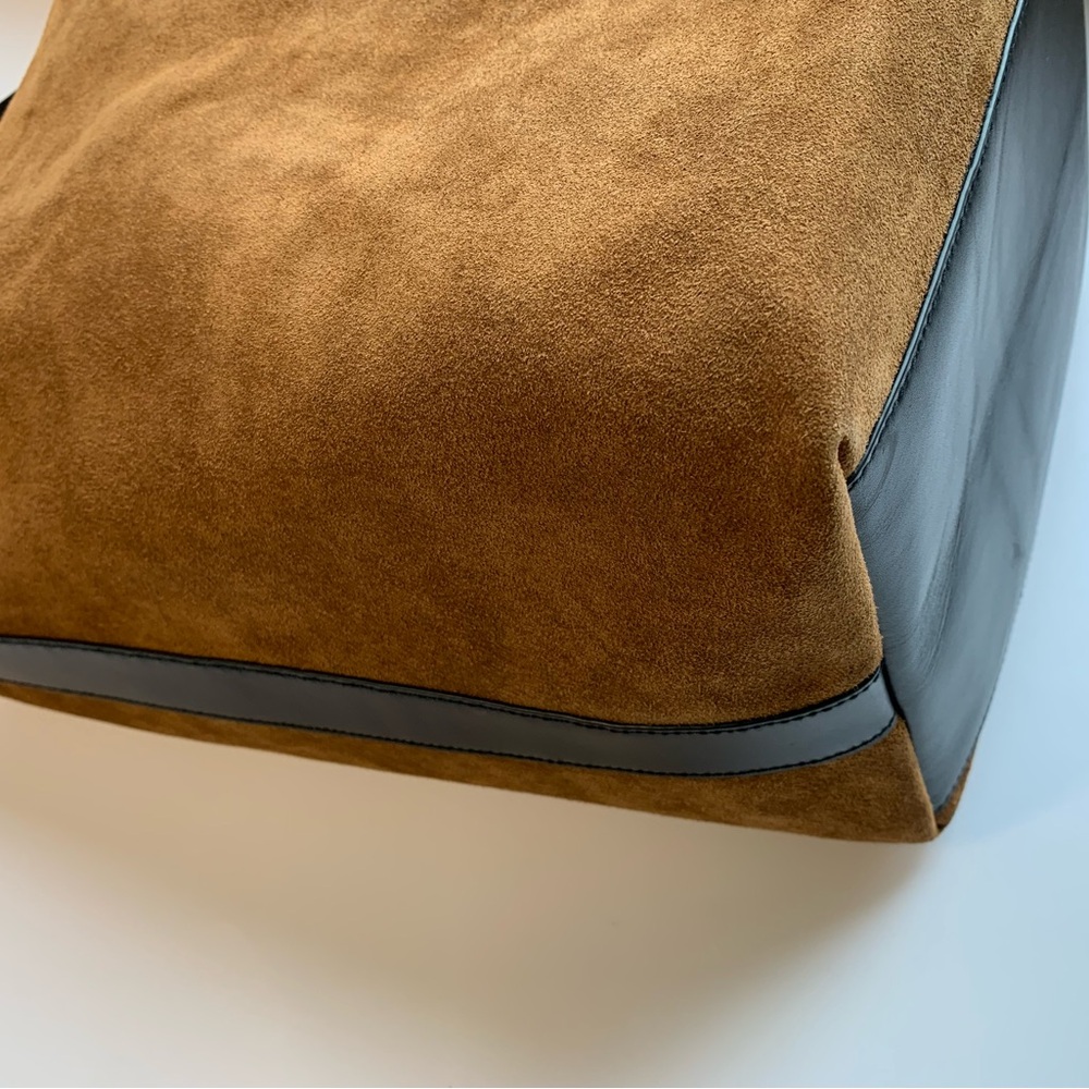Madewell Extra-Large Essentials Aged Cognac Suede Black Leather Bucket Tote - Picture 11 of 16